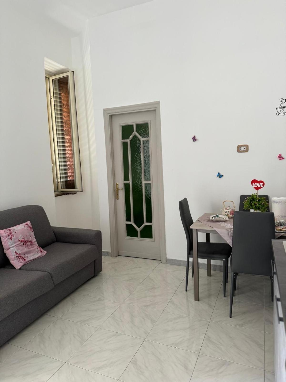 La Piazzetta * Neapel